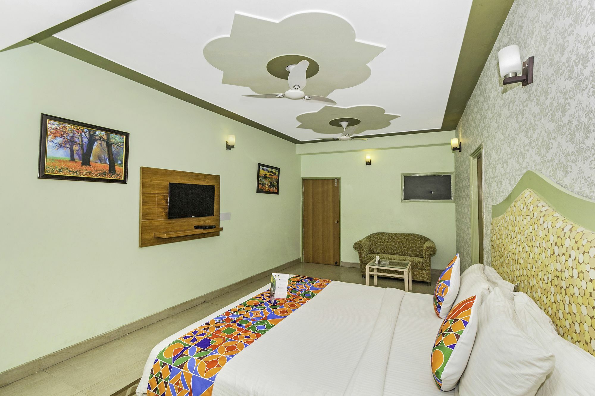 Airport Hotel Ambrosia New Delhi Exterior photo